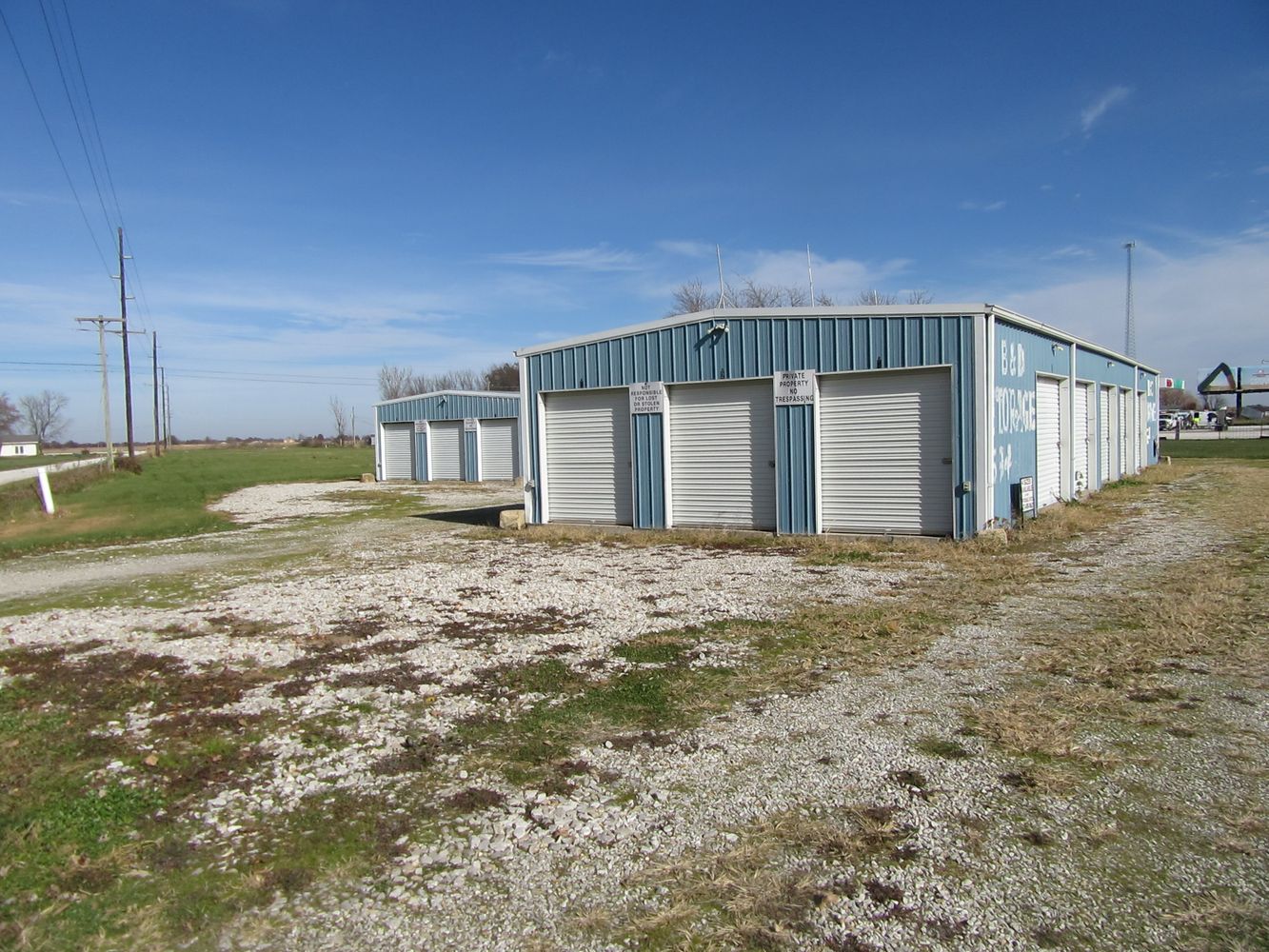 Storage Units: 1186 Audrain Road 577, Vandalia, MO 63382